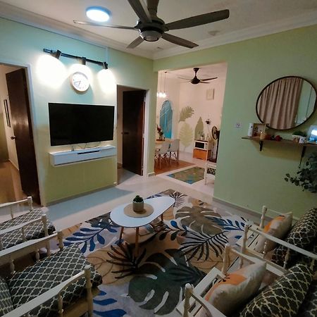 Mini Green Homestay Kulai Kültér fotó
