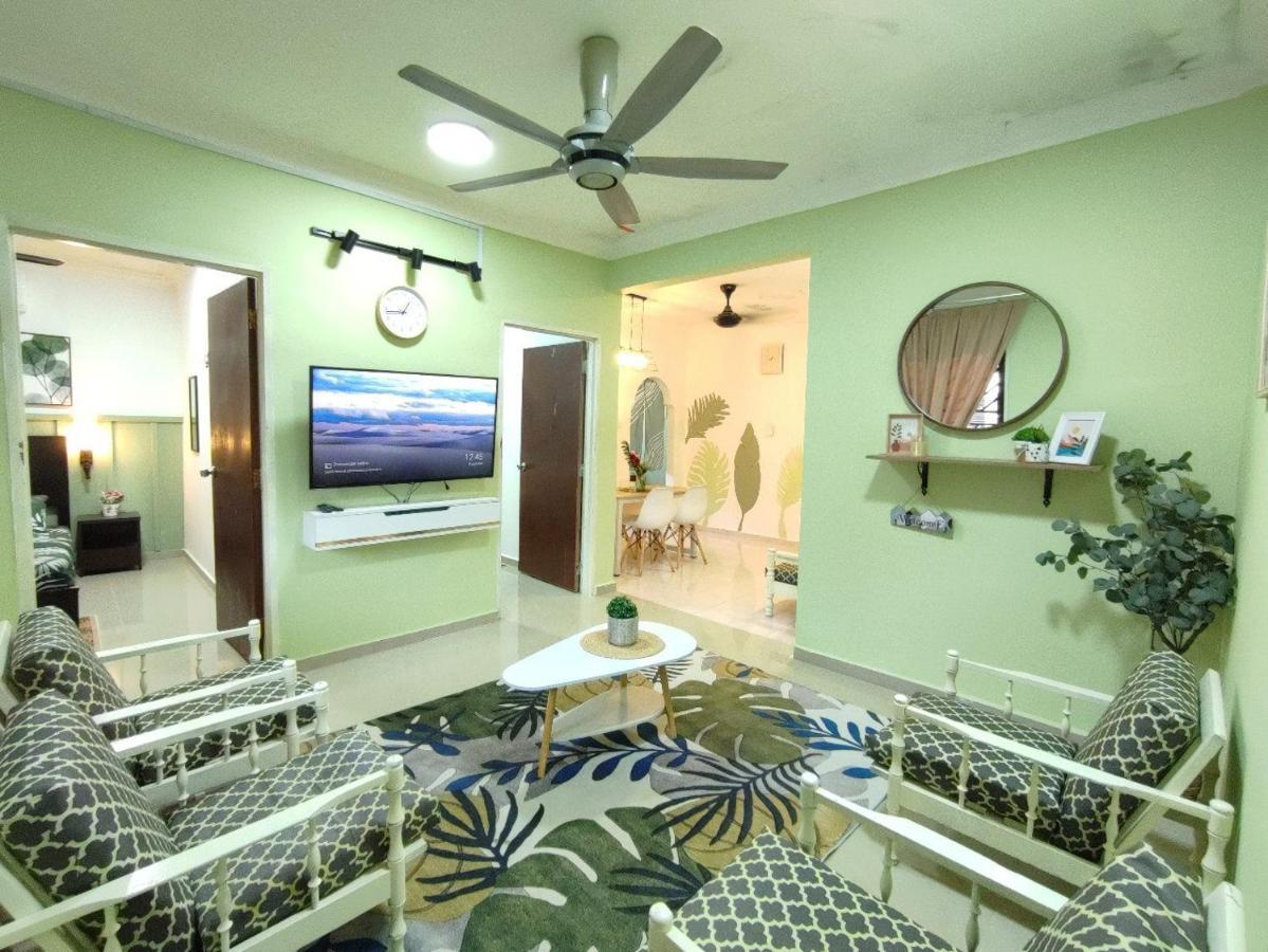 Mini Green Homestay Kulai Kültér fotó